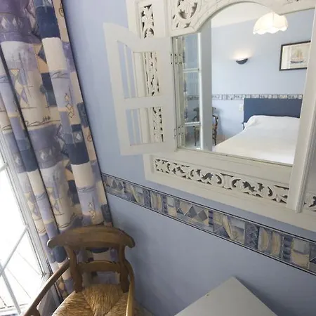 Le Relais De L'autize Bed & Breakfast *